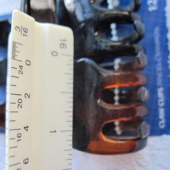 12 Goody Classics Claw Clip Combo Micro Small Adrienne Medium Jaw Hair Clips Set - Picture 4 of 5